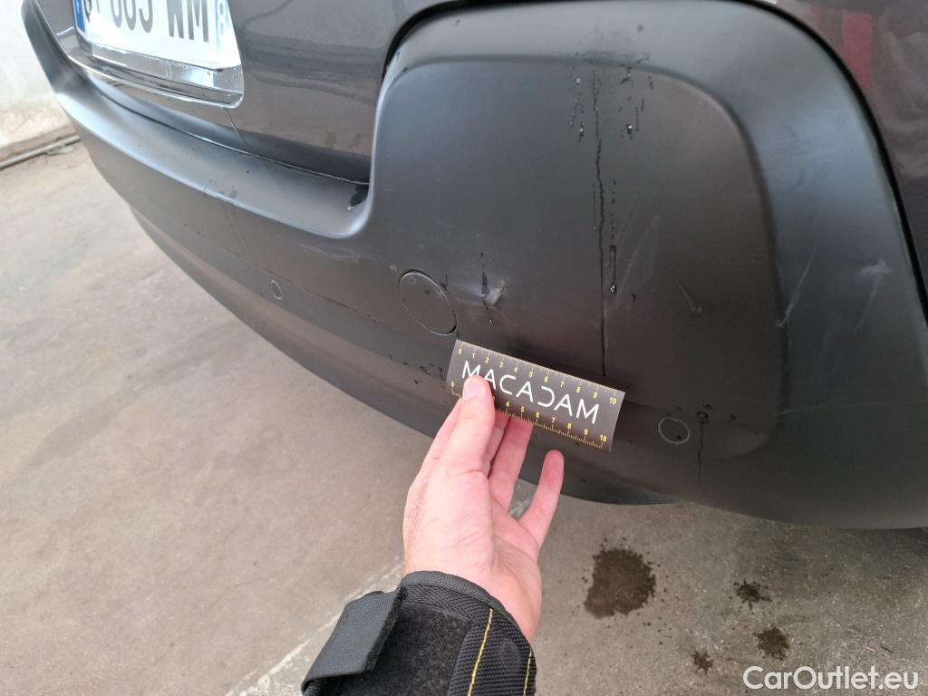  Citroen  C3  Max 1.2 PureTech 80CV BVM5 6E #3