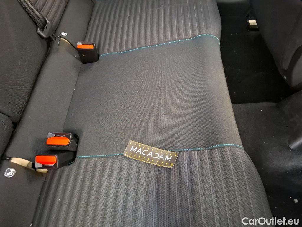  Peugeot  208 PEUGEOT  / 2019 / 5P / Berline PureTech 75 S&S Style(SP) #9