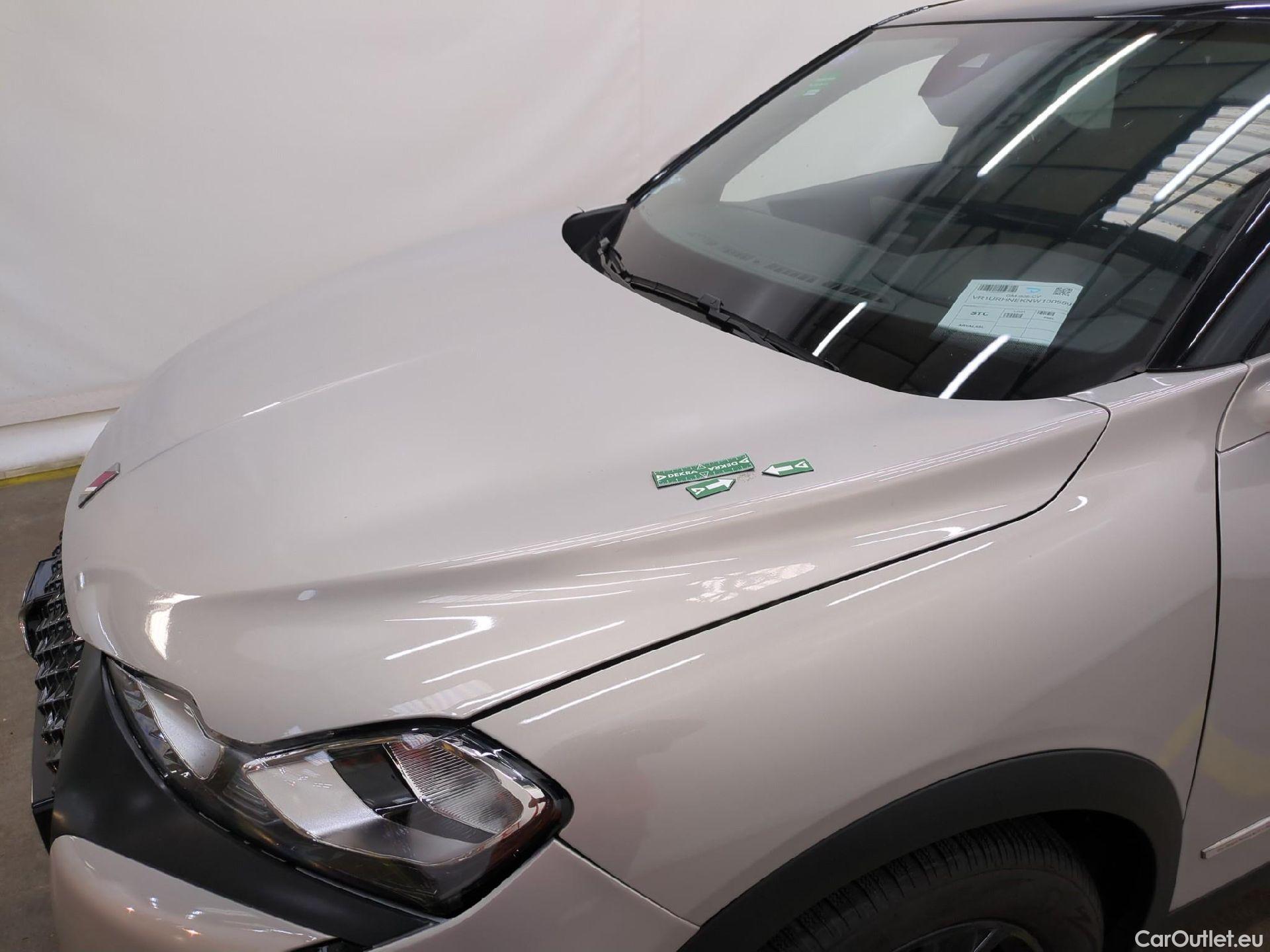  Citroen  DS3 DS DS 3 Crossback / 2018 / 5P / SUV 1.2 PURETECH 100 MANUEL PERFORMANCE LINE #35