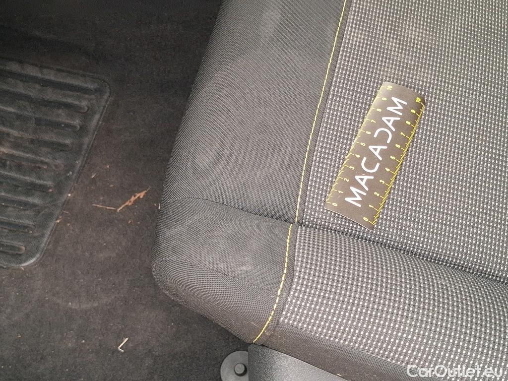  Citroen  C3  Plus 1.2 PureTech 80CV BVM5 6E #9