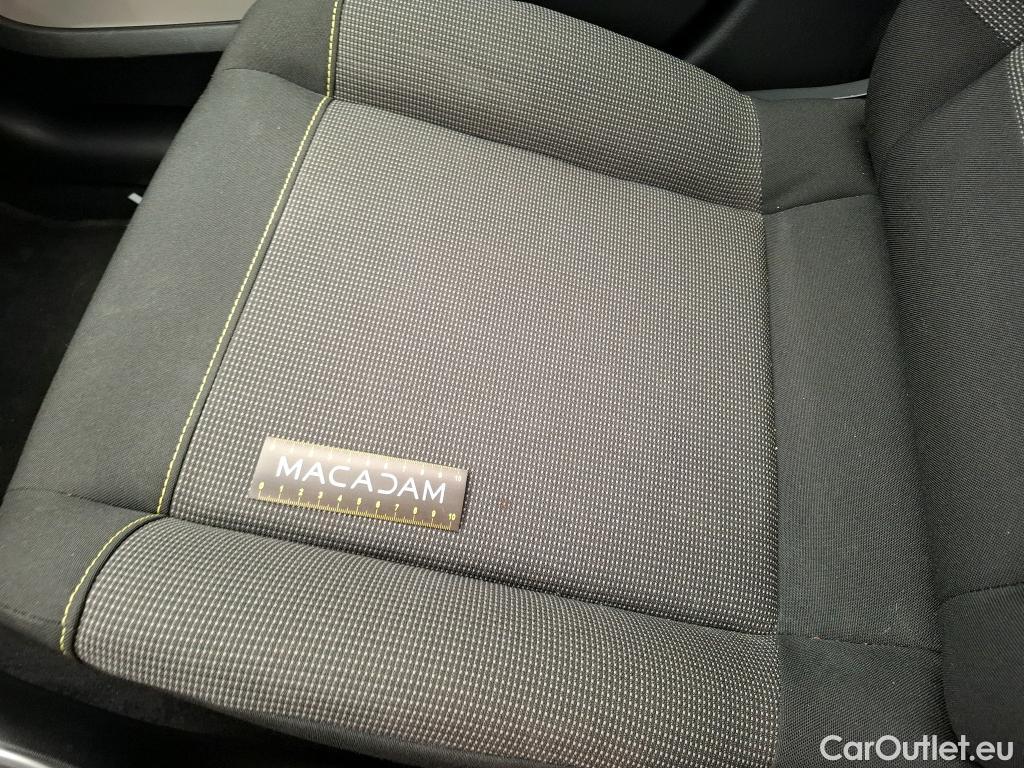  Citroen  C3  Max 1.2 PureTech 80CV BVM5 6E #7