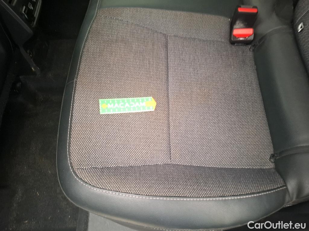  Renault  Captur RENAULT  / 2019 / 5P / SUV Intens E-TECH Plug-in 160 #44