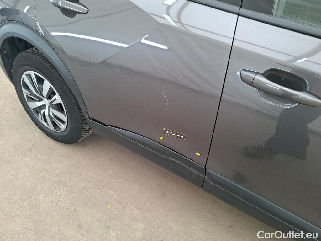  Peugeot  2008  Active Business 1.2 PureTech 100CV BVM6 E6d #1