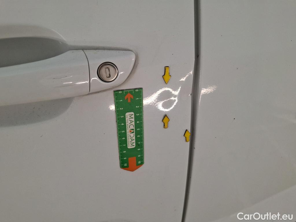  Toyota  Proace TOYOTA  City / 2019 / 4P / Fourgonnette 1.5 Medium 100 D-4D Business #21