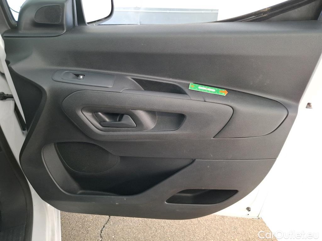  Toyota  Proace TOYOTA  City / 2019 / 4P / Fourgonnette 1.5 Medium 100 D-4D Business #48