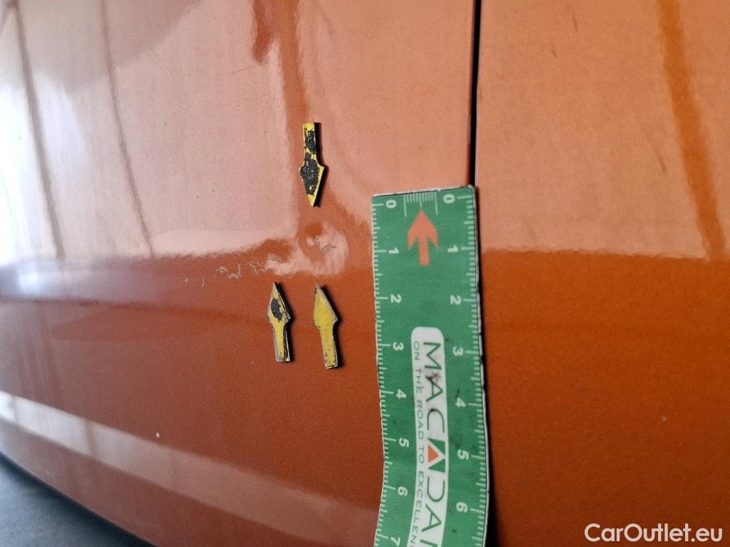  Peugeot  2008  Allure Pack 1.5 HDi 110CV BVM6 E6d #144