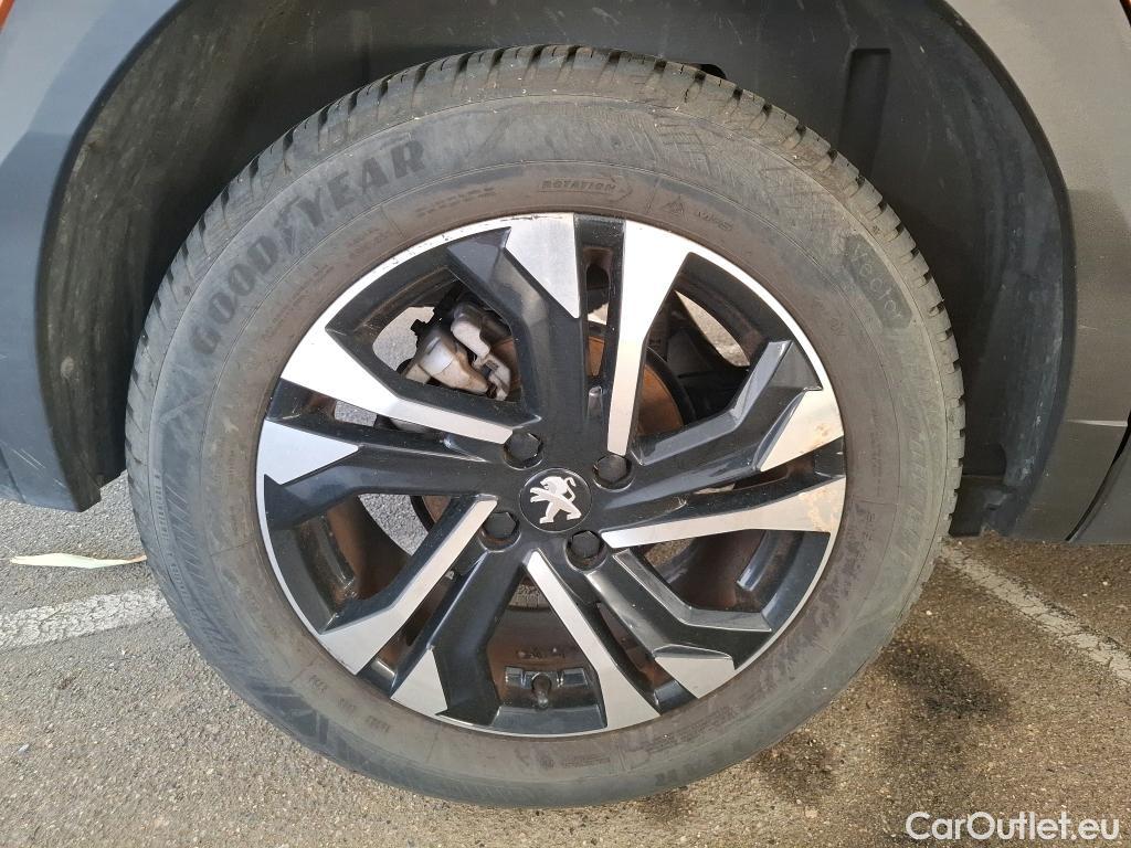  Peugeot  2008  Allure Pack 1.5 HDi 110CV BVM6 E6d #129