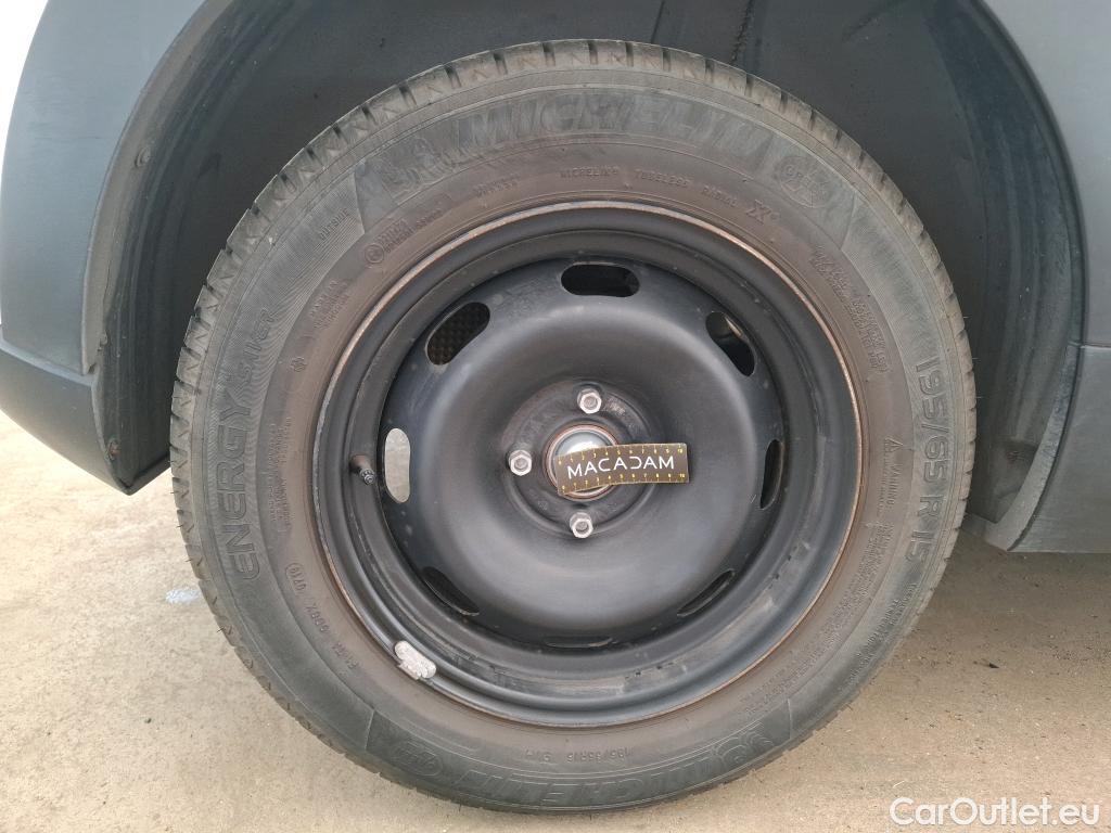  Citroen  C3  Société Feel Nav 1.2 PureTech 80CV BVM5 E6dT #15