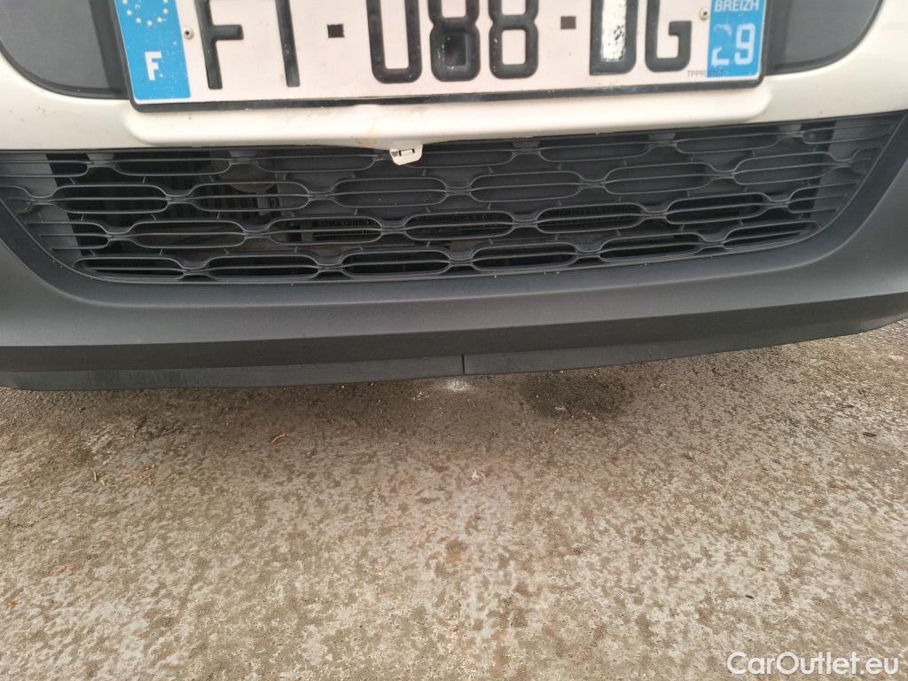  Citroen  C3  Société Feel 1.5 BlueHDI 100CV BVM5 E6dT #6