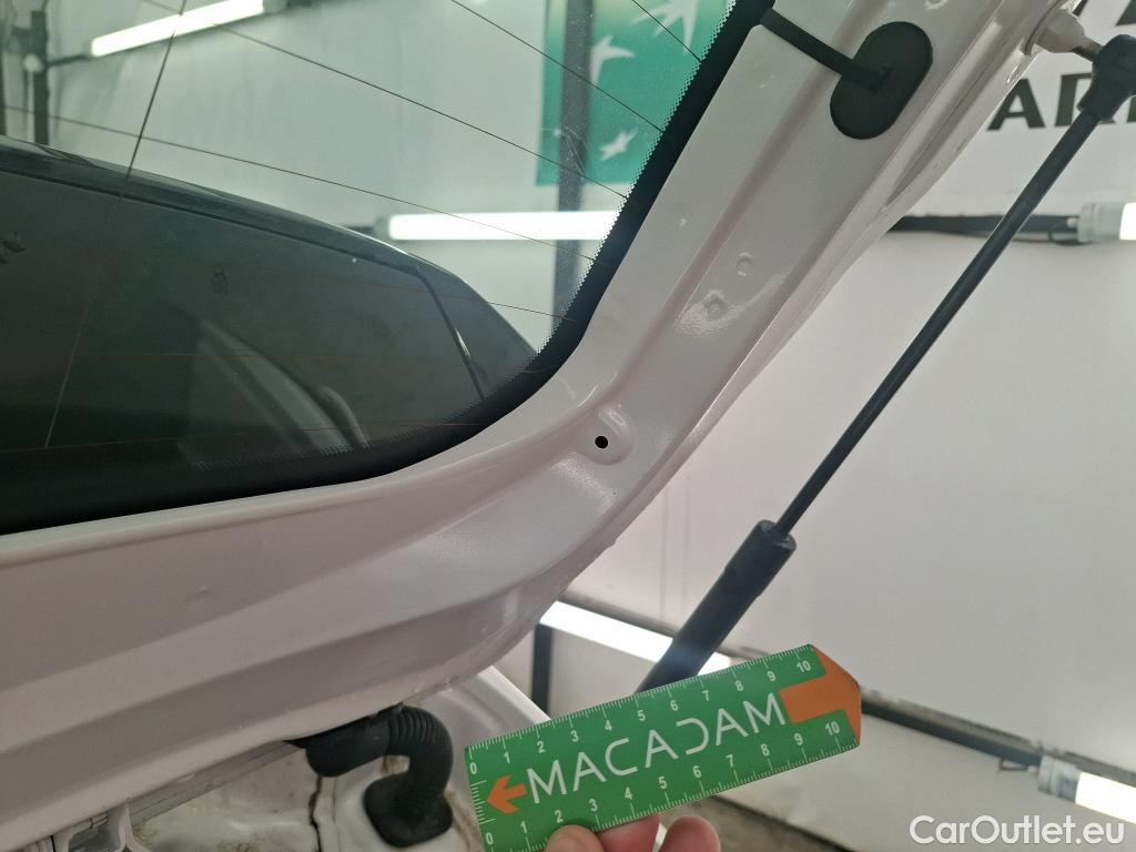  Peugeot  208  Premium 1.5 HDi 100CV BVM6 E6d #32