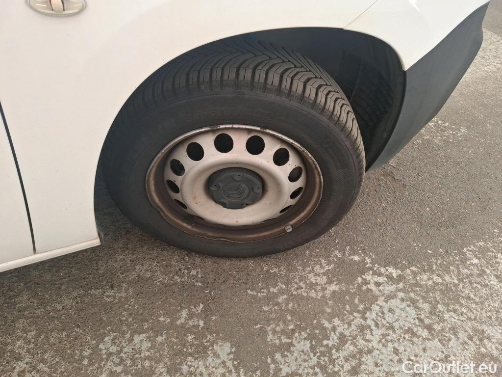  Citroen  Berlingo  Fourgon Driver XL 950 1.5 BlueHDi 100CV BVM5 E6dT #17