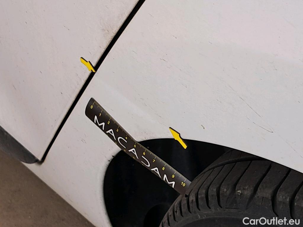  Renault  Clio  IV Air MediaNav 1.5 dCi 75CV BVM5 E6 #6