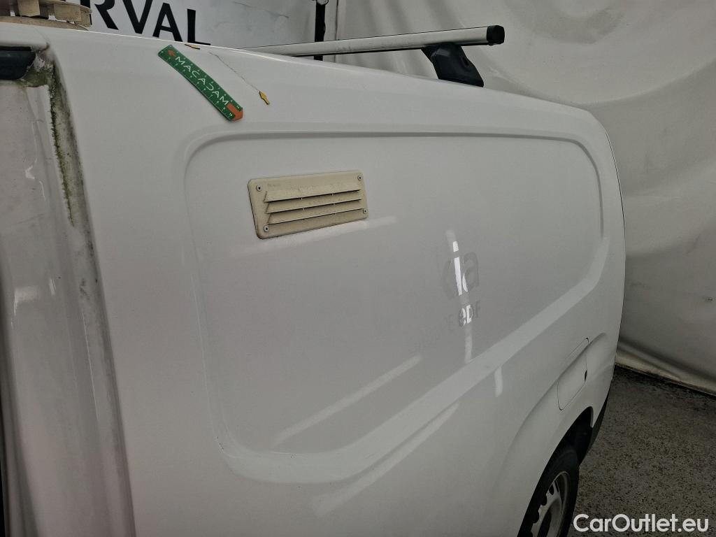 Citroen  Berlingo  Fourgon Driver XL 950 1.5 BlueHDi 100CV BVM5 E6dT #3