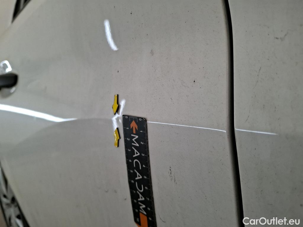  Peugeot  208  Premium 1.5 HDi 100CV BVM6 E6d #17