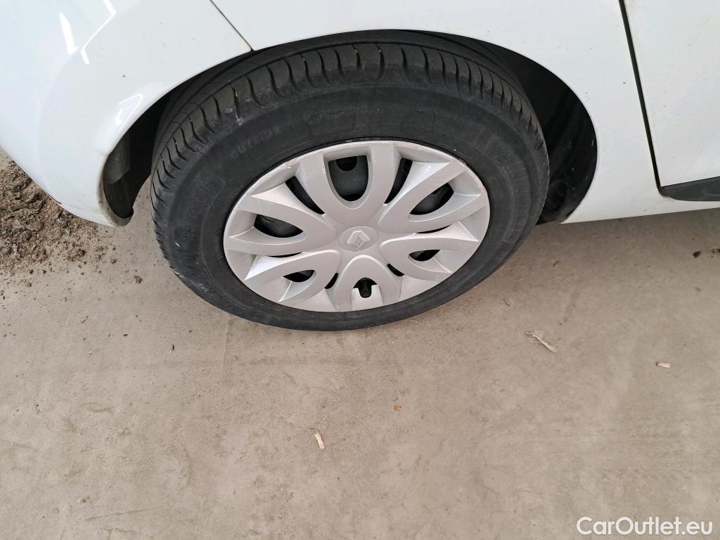  Renault  Clio  IV Air MediaNav 1.5 dCi 75CV BVM5 E6 #11