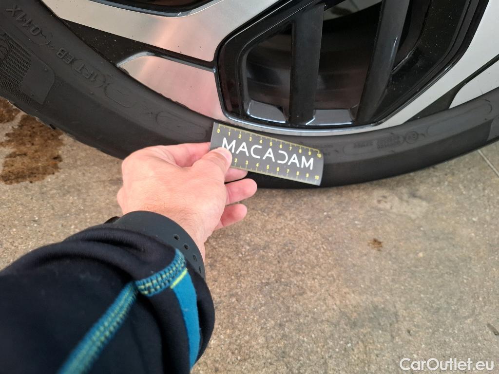  Citroen  C4 CITROEN  X / 2022 / 4P / Berline PureTech 130 S&S EAT8 Shine #28
