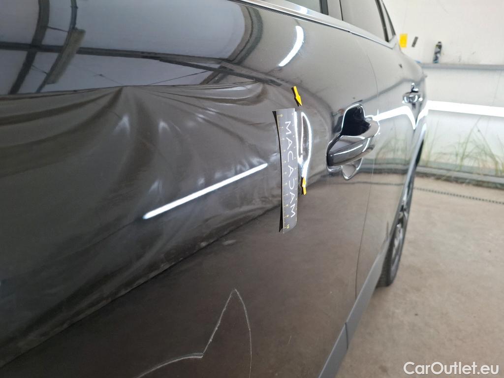  Citroen  C4 CITROEN  X / 2022 / 4P / Berline PureTech 130 S&S EAT8 Shine #2
