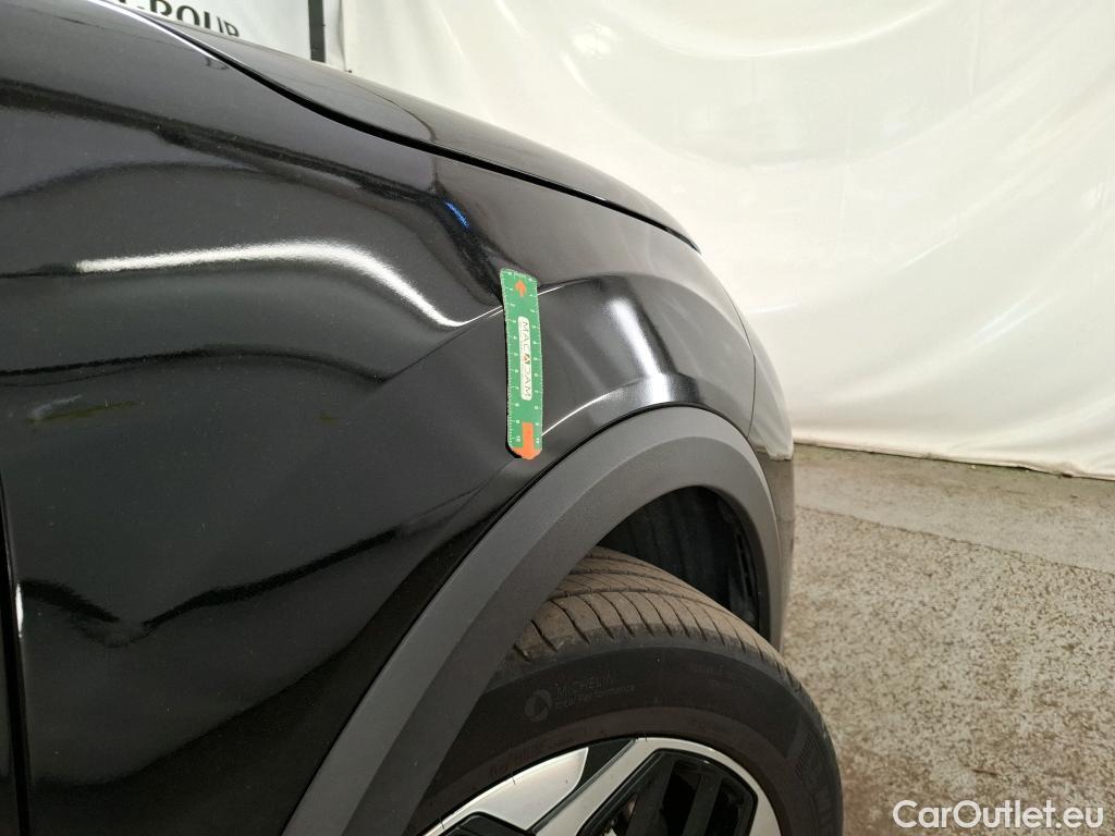  Citroen  C4 CITROEN  X / 2022 / 4P / Berline PureTech 130 S&S EAT8 Shine #1