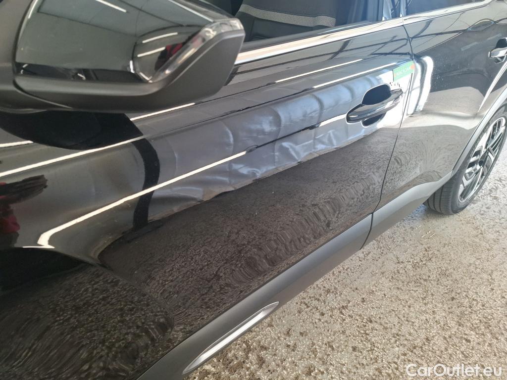  Citroen  C4 CITROEN  X / 2022 / 4P / Berline PureTech 130 S&S EAT8 Shine #16