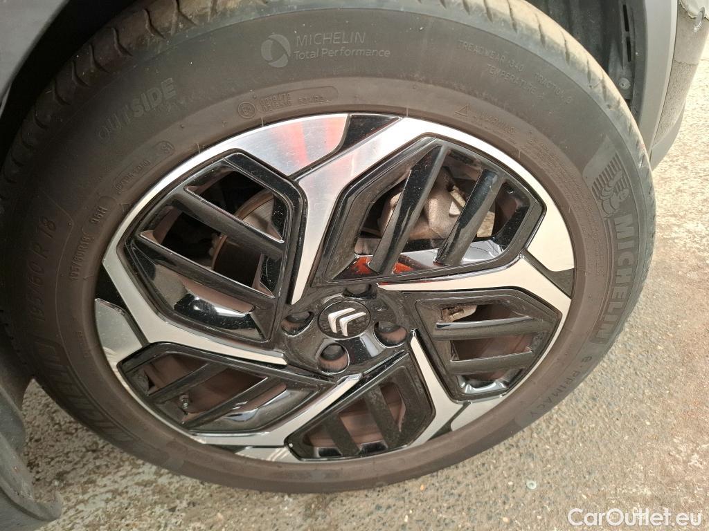  Citroen  C4 CITROEN  X / 2022 / 4P / Berline PureTech 130 S&S EAT8 Shine #4