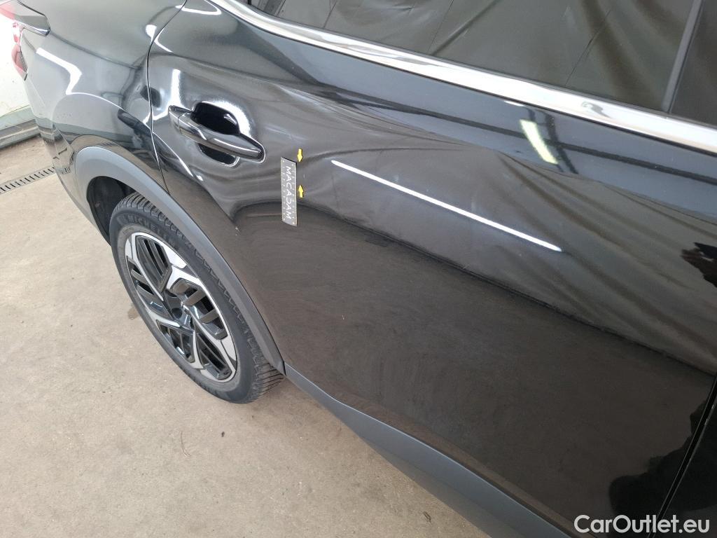  Citroen  C4 CITROEN  X / 2022 / 4P / Berline PureTech 130 S&S EAT8 Shine #17