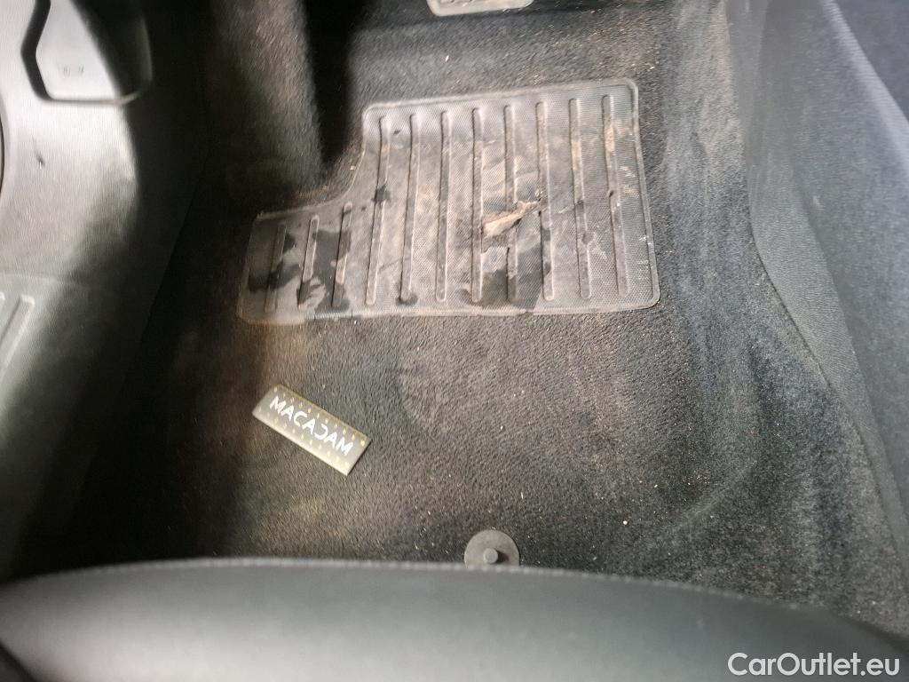  Citroen  C4  X Feel Pack 1.2 PureTech 130CV BVA8 6E #9