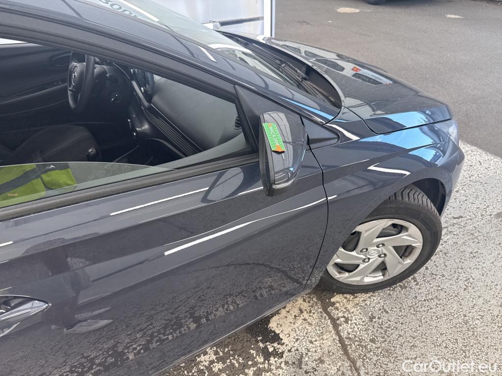  Hyundai  i20  Initia 1.2 85CV BVM5 E6d #44