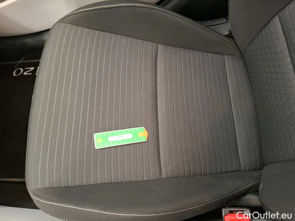 Hyundai  i20 HYUNDAI  / 2020 / 5P / Berline 1.0 T-GDI 100 HYBRID 48V Intuitive #12