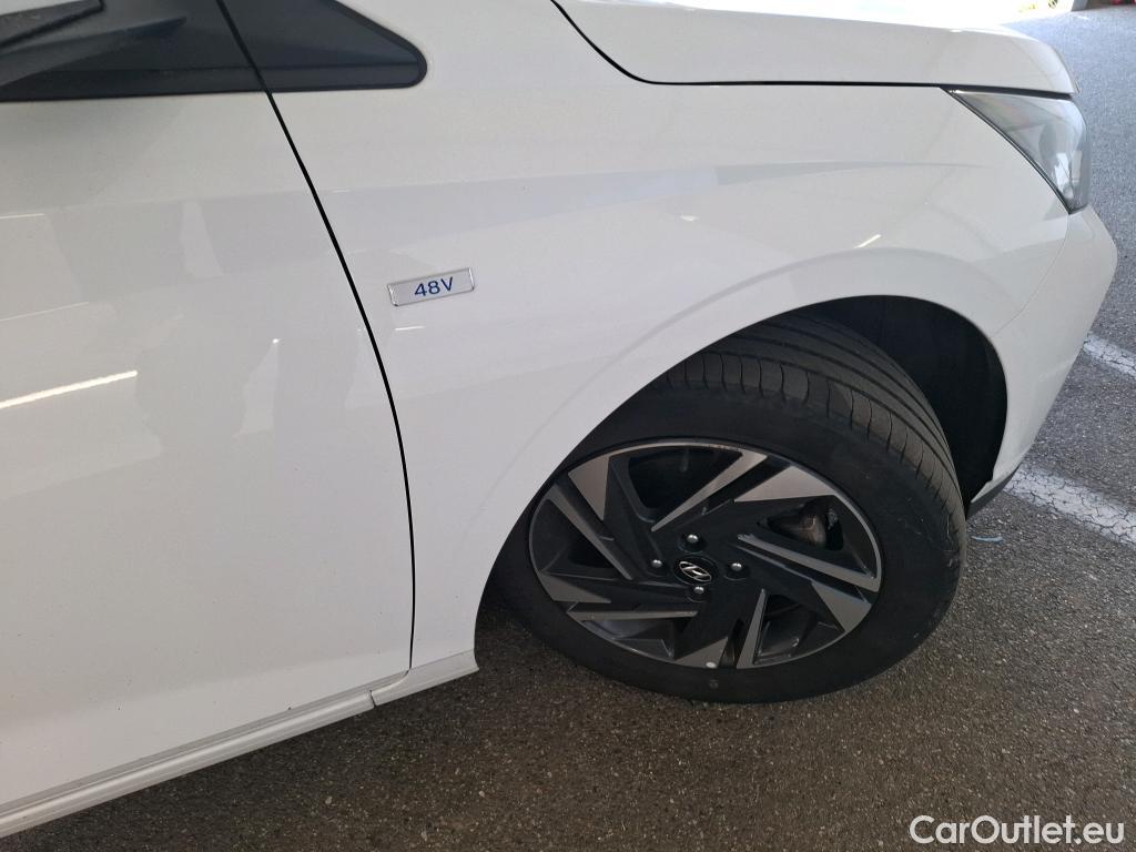  Hyundai  i20 HYUNDAI  / 2020 / 5P / Berline 1.0 T-GDI 100 HYBRID 48V Intuitive #2