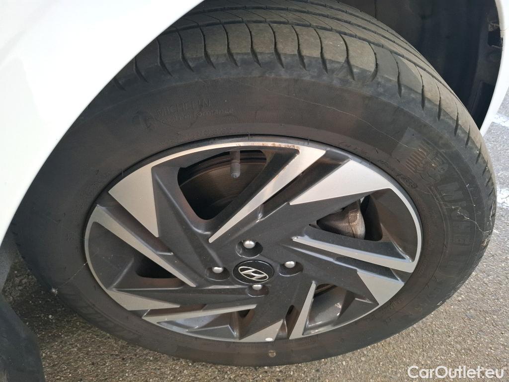 Hyundai  i20 HYUNDAI  / 2020 / 5P / Berline 1.0 T-GDI 100 HYBRID 48V Intuitive #3