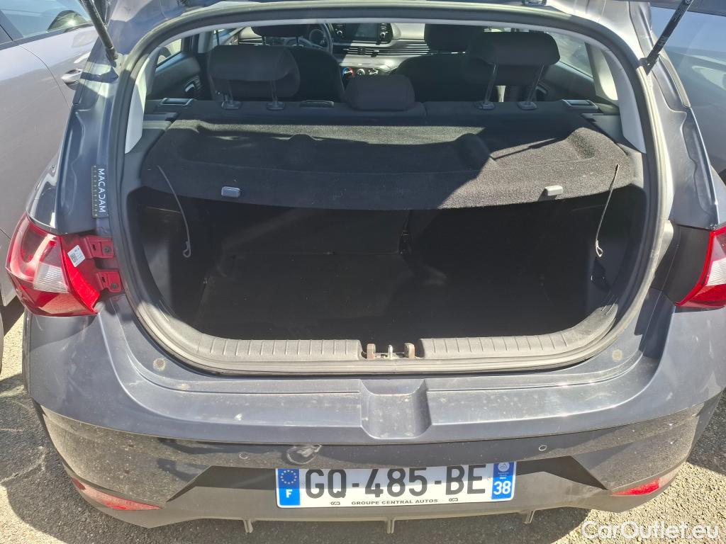  Hyundai  i20  Initia 1.2 85CV BVM5 E6d #35