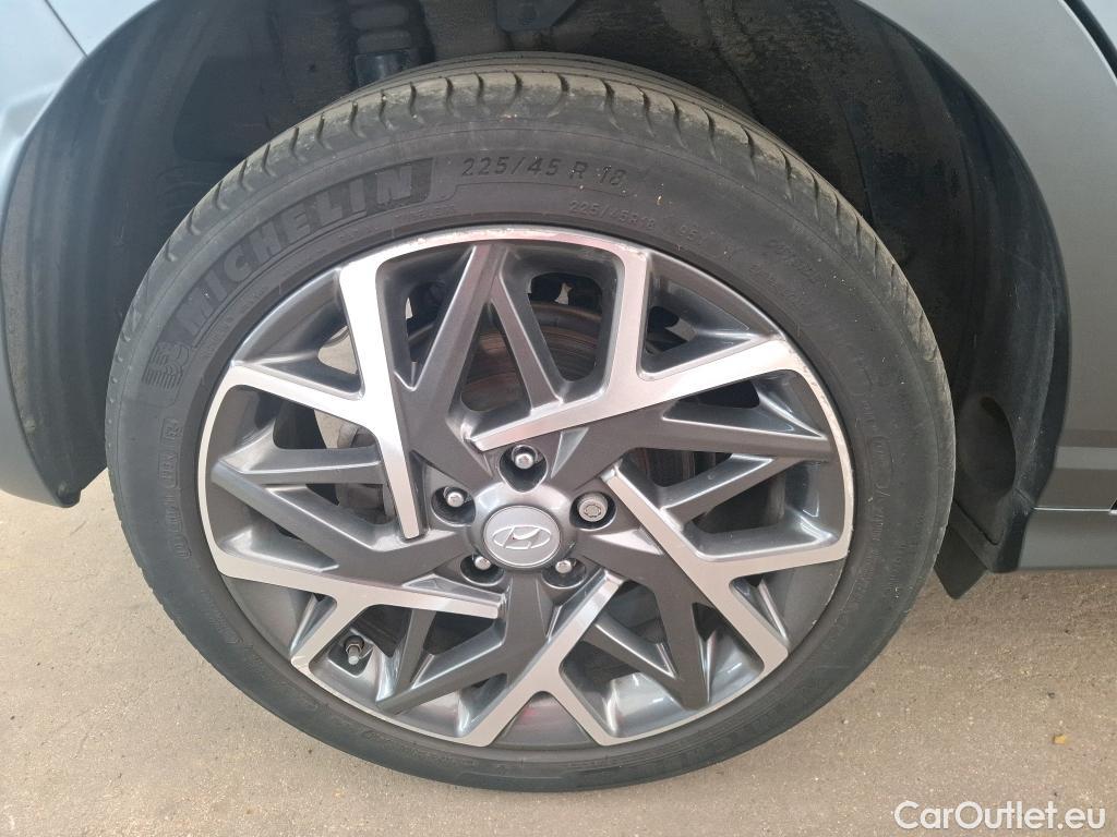  Hyundai  Konna Kona Executive Hybrid 2WD 1.6 GDI 140CV BVA6 E6d #2