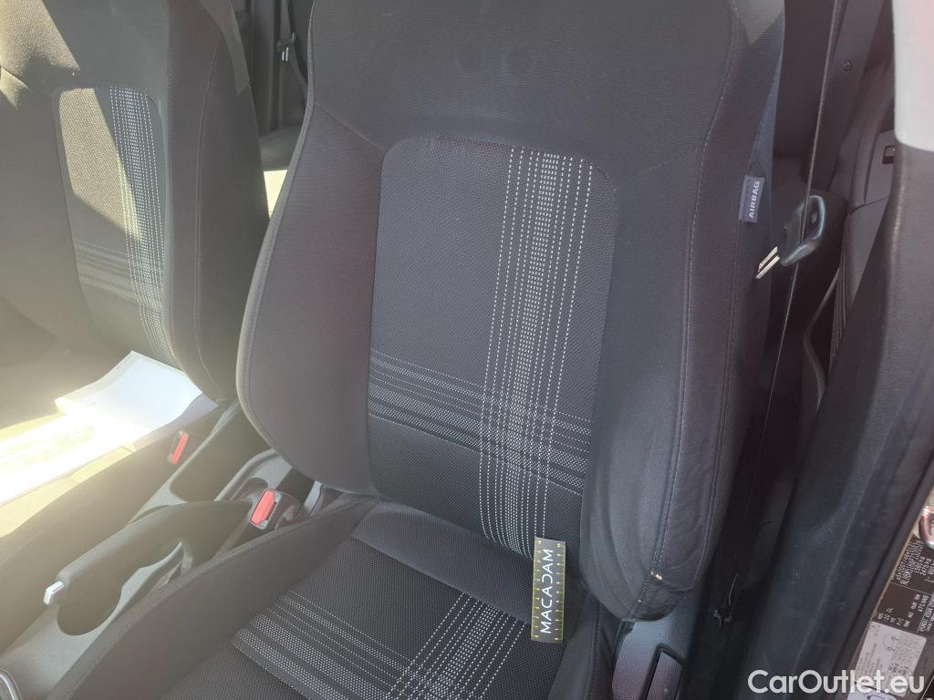  Hyundai  i20  Initia 1.2 85CV BVM5 E6d #30