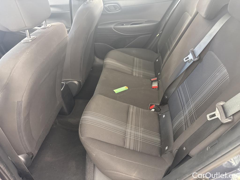  Hyundai  i20  Initia 1.2 85CV BVM5 E6d #40