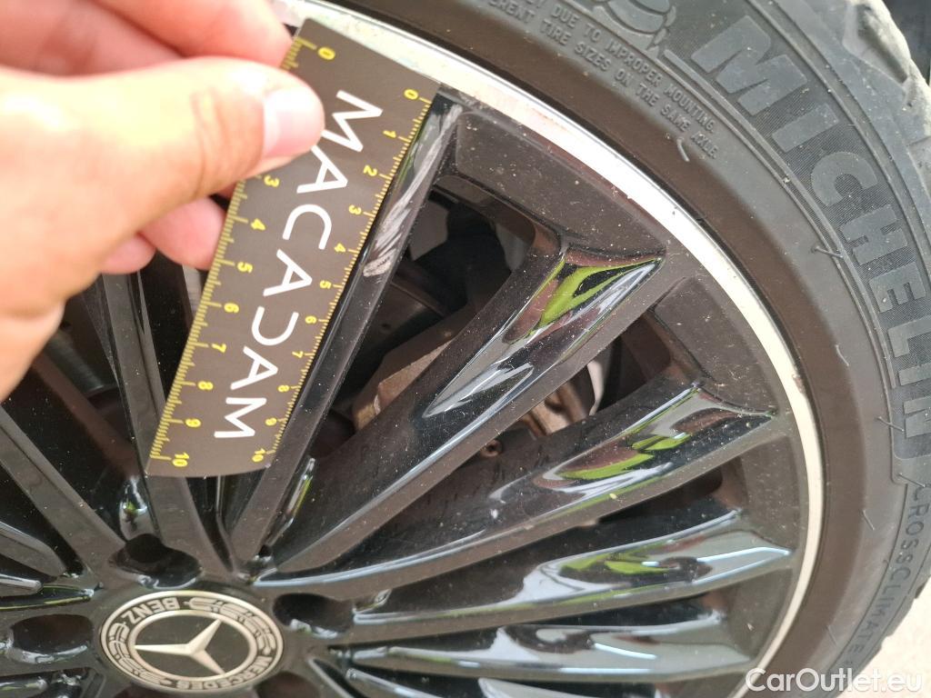  Mercedes  A-Klasse MERCEDES-BENZ Classe A Compact / 2022 / 5P / Berline A 250 e AMG Line 7G-DCT #7