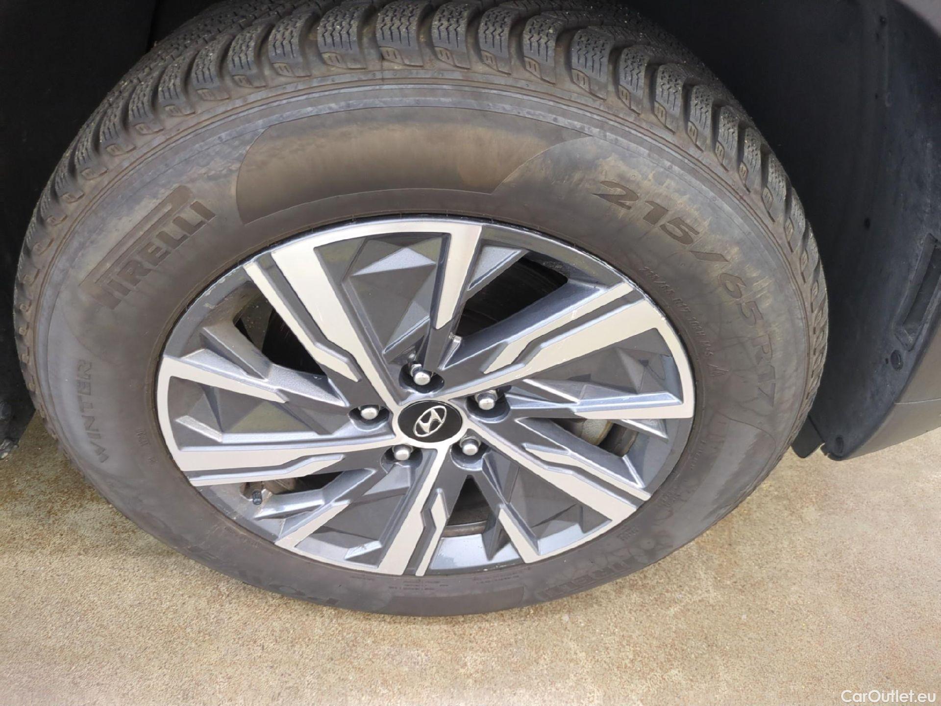  Hyundai  Tucson  Creative Hybrid 2WD 1.6 T-GDI 230CV BVA6 E6d #9