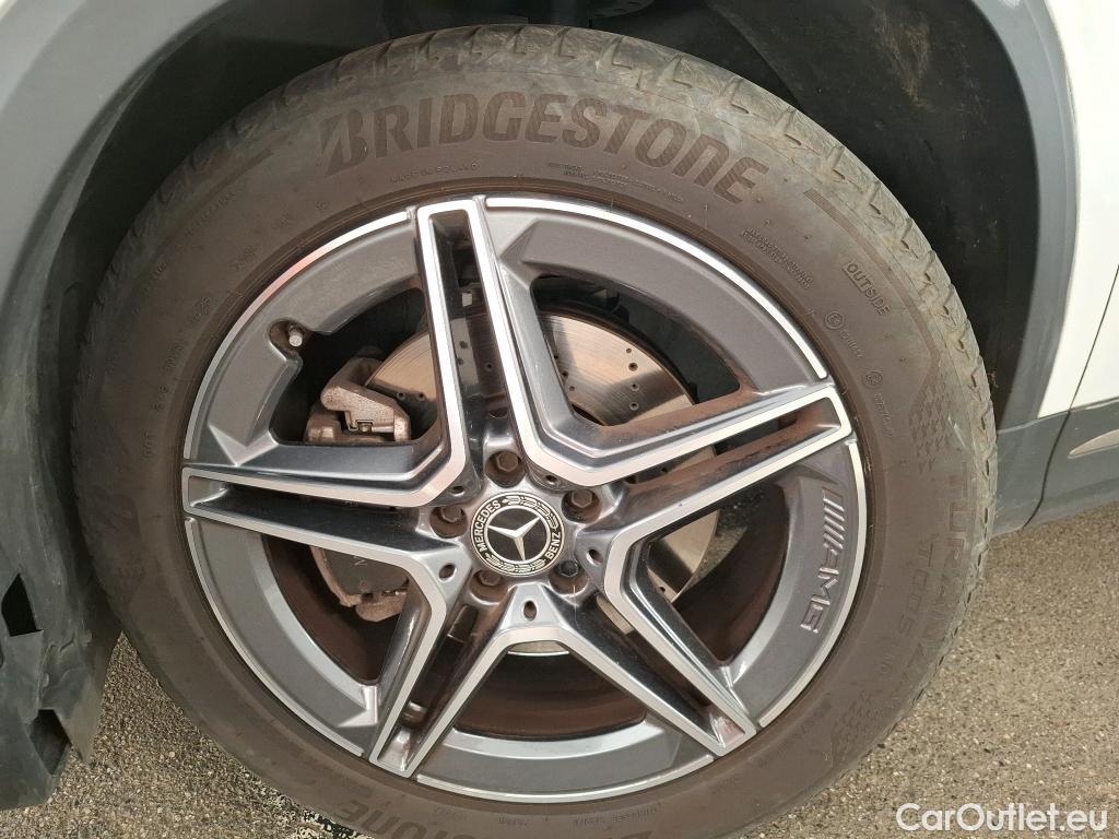  Mercedes  GLA MERCEDES-BENZ  / 2020 / 5P / SUV 2.0  220D AMG LINE 4MATIC DCT #3