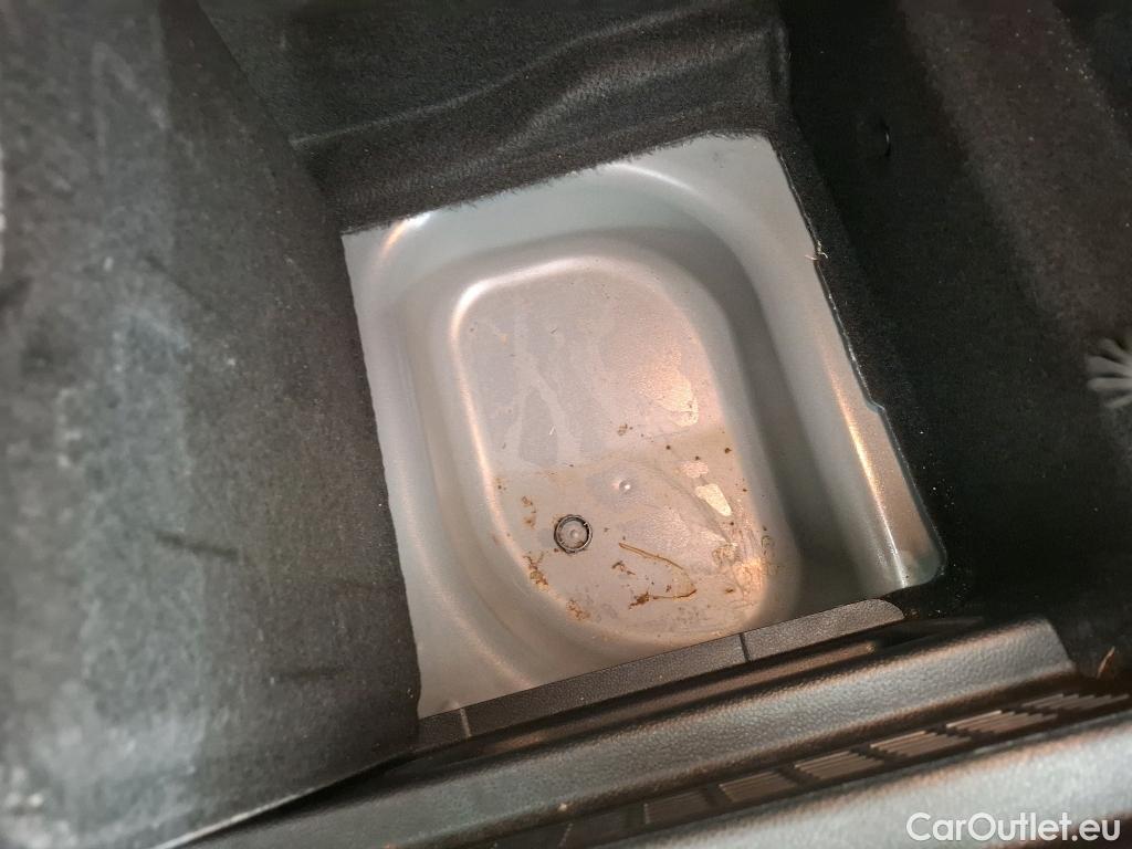  Mini  Mini   / 2021 / 3P / Berline Cooper SE Finition  Yours 184 ch BVA #2