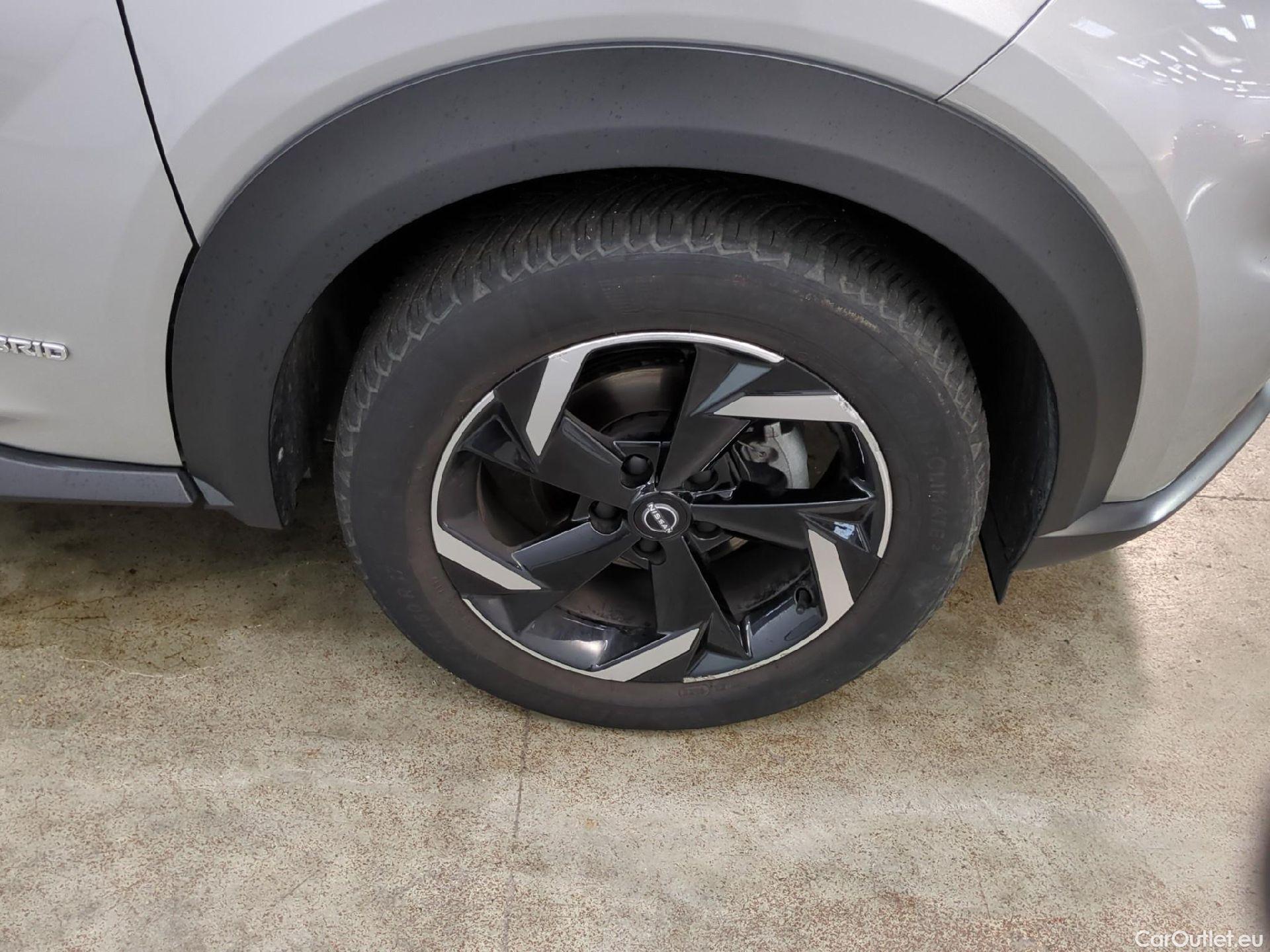  Nissan  Juke NISSAN  / 2019 / 5P / Crossover Hybrid 143 Business+ #3