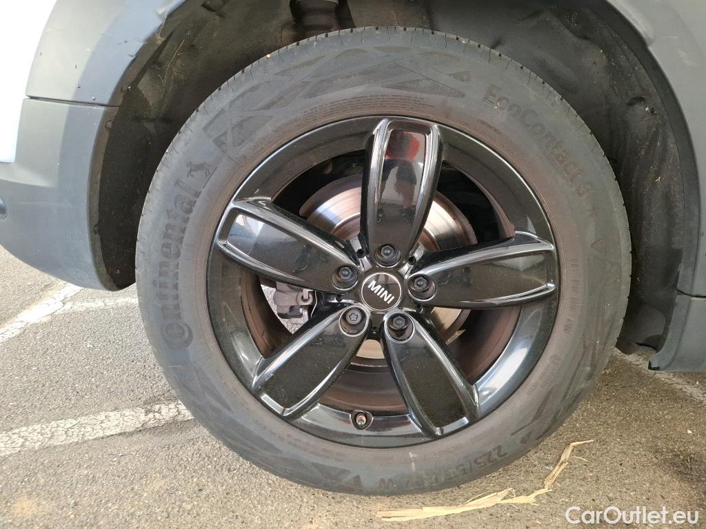  Mini  Countryman MINI  / 2020 / 5P / Crossover Cooper D Edition Northwood 150 ch BVA8 #2