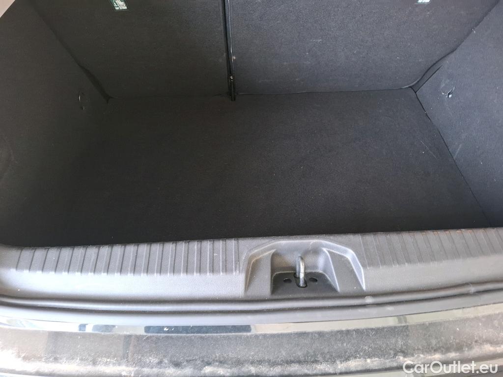  Renault  Clio  V Business 1.6 E-TECH Hybrid 140CV BVA6 E6d #28