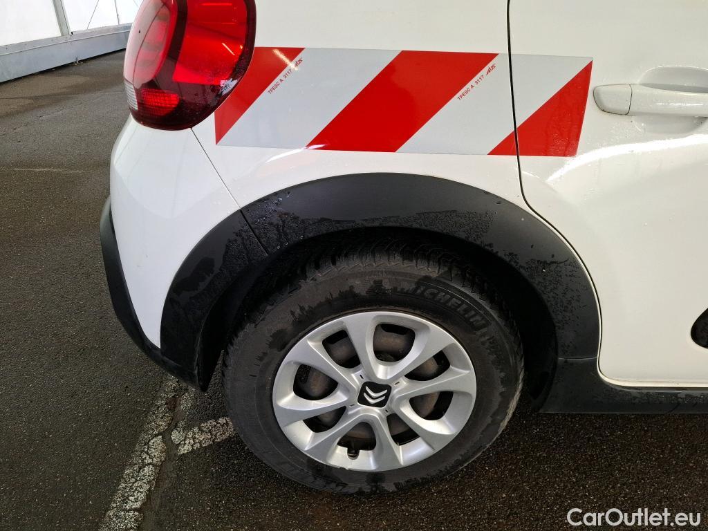 Citroen  C3   Société VU 5p Berline PureTech 82 BVM Feel Nav / GARANTIE STELLANTIS 10 ANS VOIR PHOTO 2 #5