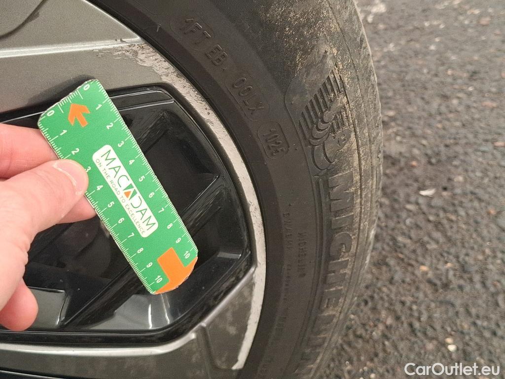  Citroen  C4   X / 2022 / 4P / Berline PureTech 130 SS EAT8 Feel Pack / GARANTIE STELLANTIS 10 ANS VOIR PHOTO 2 #35