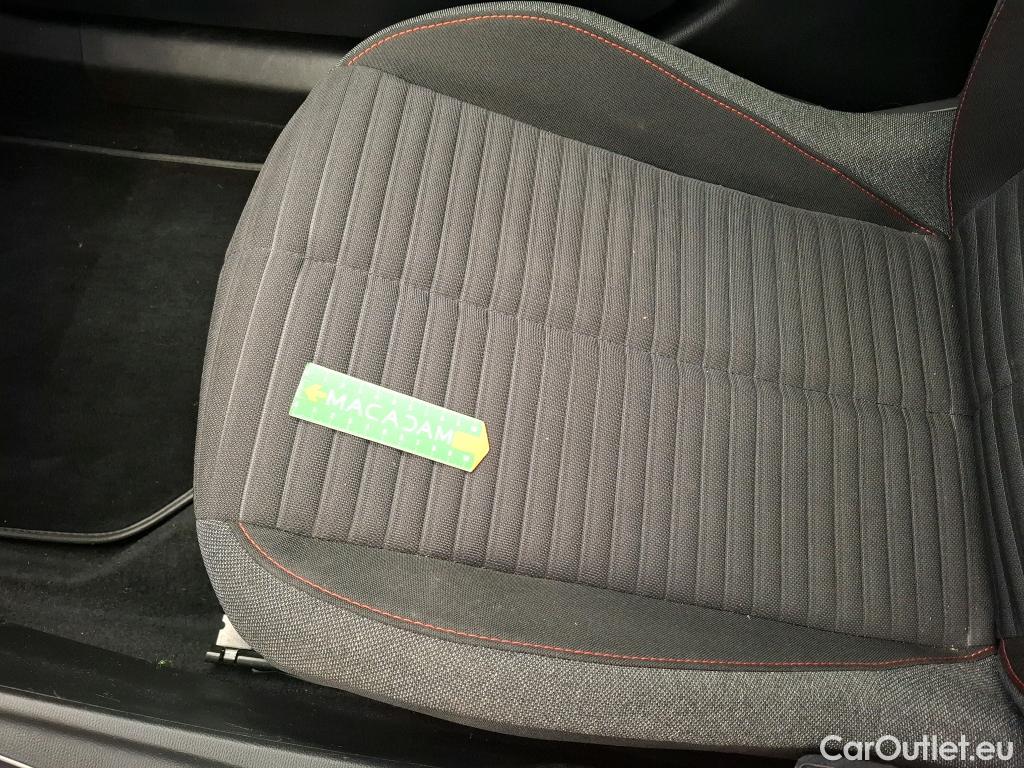  Peugeot  2008   / 2019 / 5P / Crossover PureTech 100 SS ACTIVE BUSINESS / GARANTIE STELLANTIS 10 ANS VOIR PHOTO 2 #8