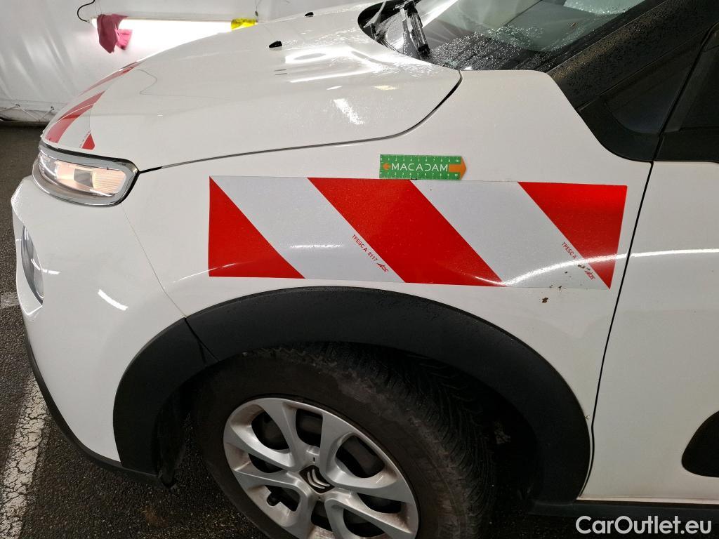  Citroen  C3   Société VU 5p Berline PureTech 82 BVM Feel Nav / GARANTIE STELLANTIS 10 ANS VOIR PHOTO 2 #18