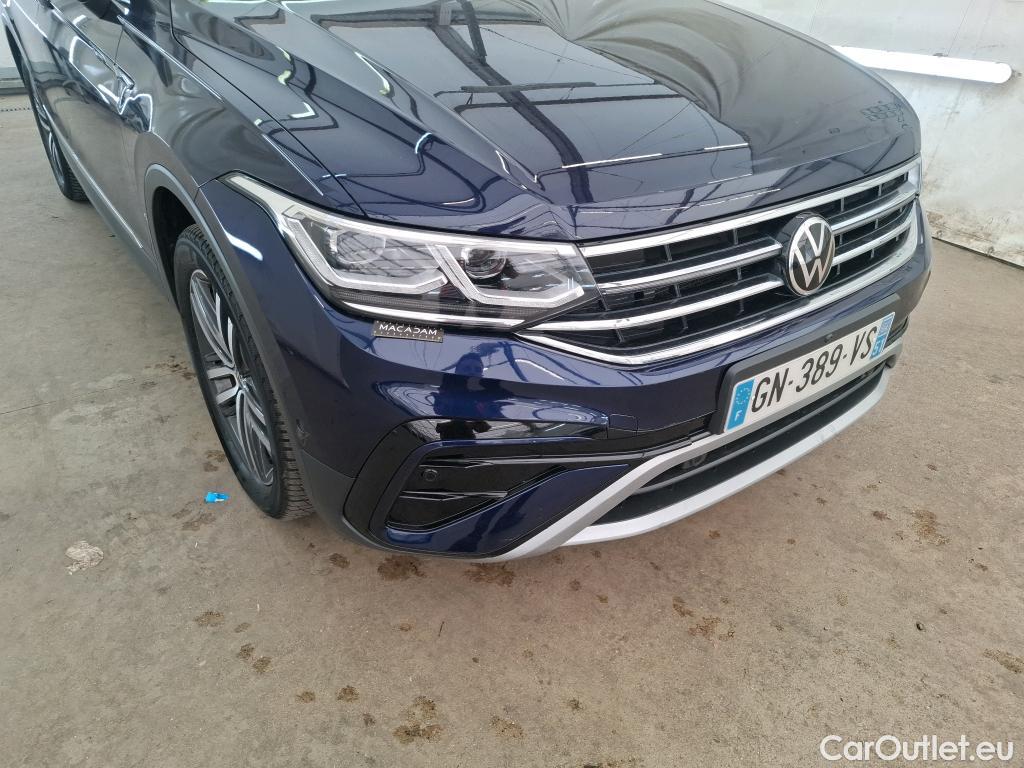  Volkswagen  Tiguan VOLKSWAGEN  Allspace / 2021 / 5P / SUV 2.0 TDI 150 DSG7 Elegance Exclusive #28