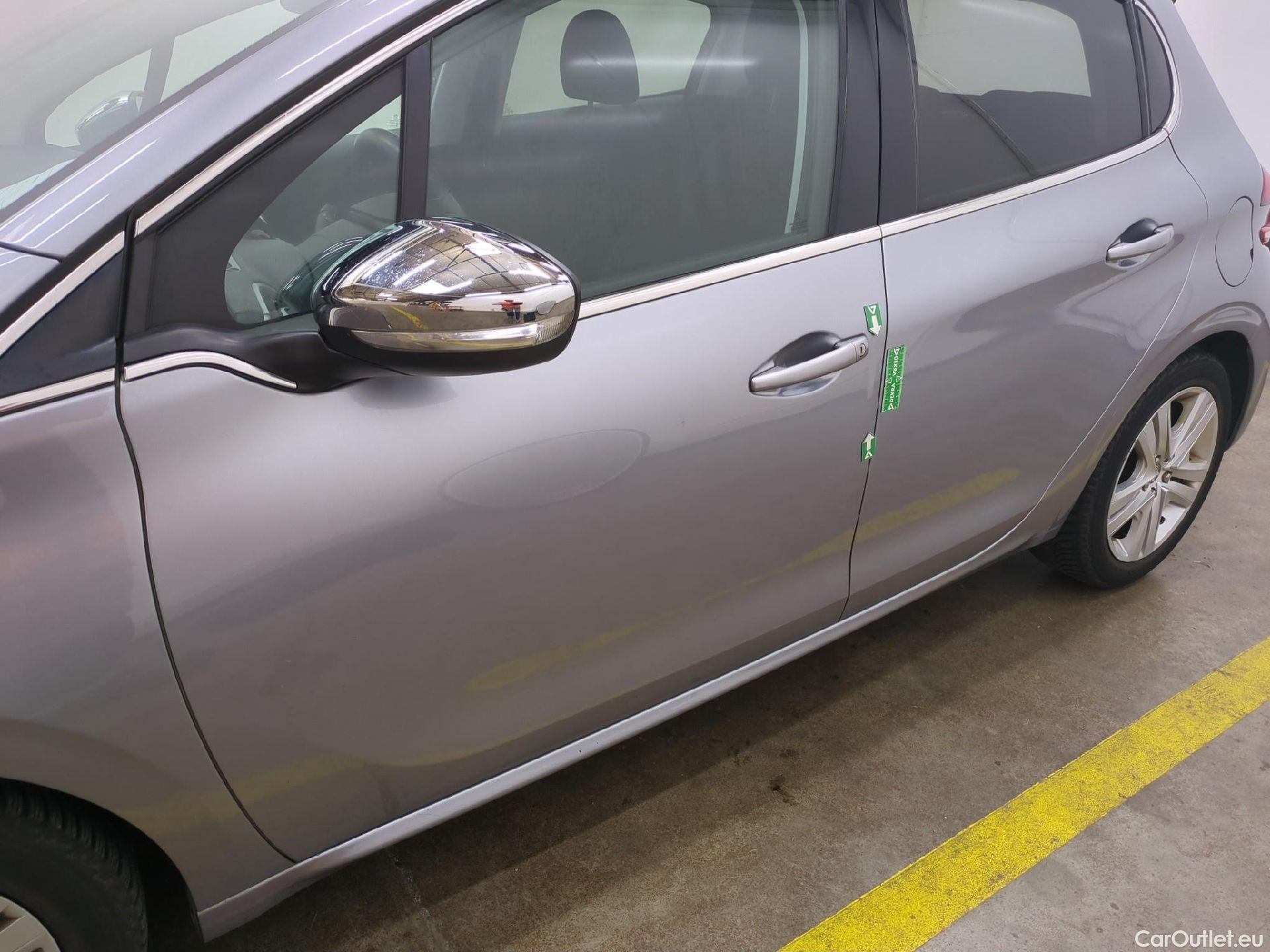  Peugeot  208  Allure Business 1.2 PureTech 110CV BVM6 E6dT / GARANTIE STELLANTIS 10 ANS VOIR PHOTO 2 #19
