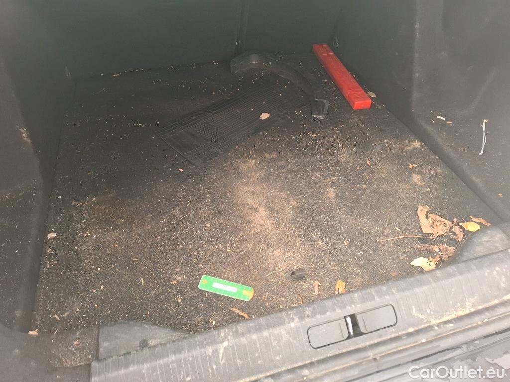  Citroen  C4   X / 2022 / 4P / Berline PureTech 130 SS EAT8 Feel Pack / GARANTIE STELLANTIS 10 ANS VOIR PHOTO 2 #67