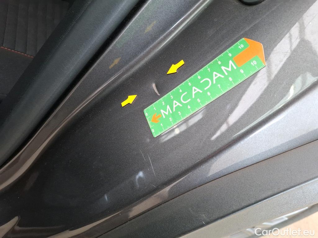  Peugeot  2008   / 2019 / 5P / Crossover PureTech 130 SS EAT8 ACTIVE BUSINESS / GARANTIE STELLANTIS 10 ANS VOIR PHOTO 2 #28