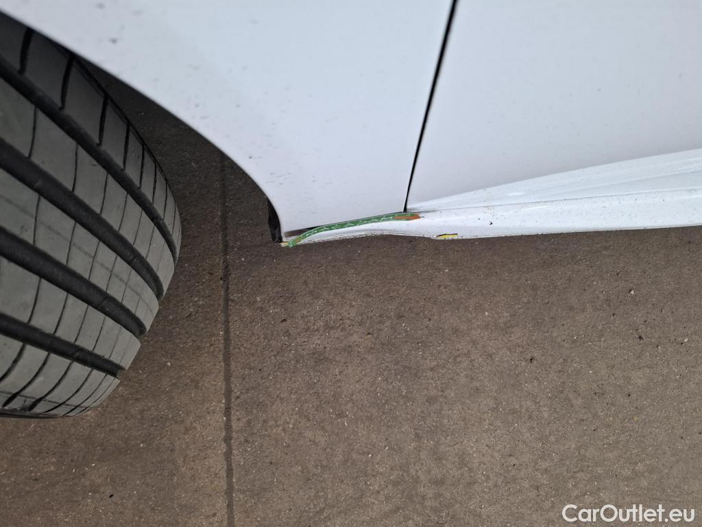  Peugeot  208   / 2019 / 5P / Berline PureTech 100 SS EAT8 Allure Pack / GARANTIE STELLANTIS 10 ANS VOIR PHOTO 2 #5